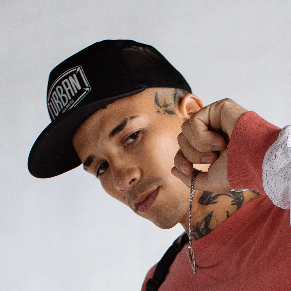 Boné Urban Helmets Trucker Black